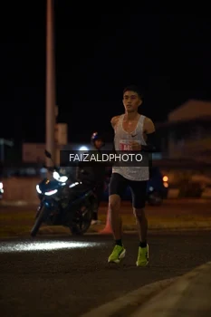 Runner Photo 4392038
