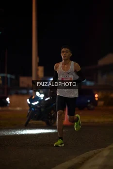 Runner Photo 4392056