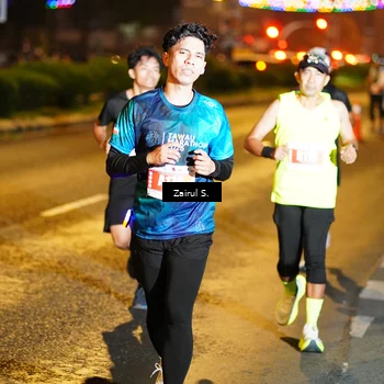 Runner Photo 4392061