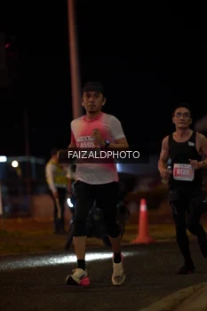 Runner Photo 4392243