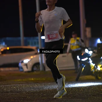Runner Photo 4392359