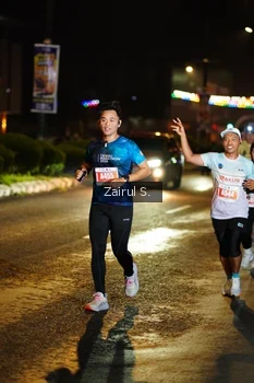 Runner Photo 4392408