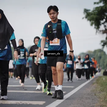 Runner Photo 4392457
