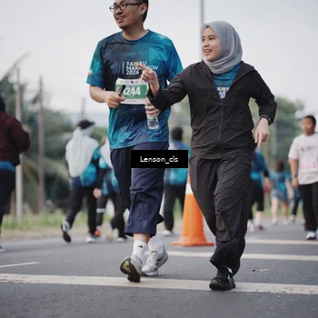 Runner Photo 4392458