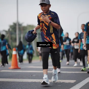 Runner Photo 4392469
