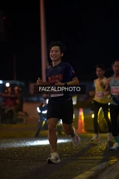 Runner Photo 4392540