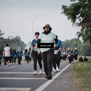 Runner Photo 4392572