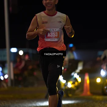 Runner Photo 4392599