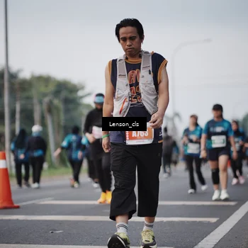 Runner Photo 4392635