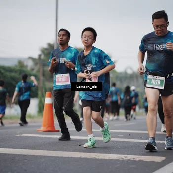Runner Photo 4392664
