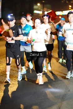 Runner Photo 4392666