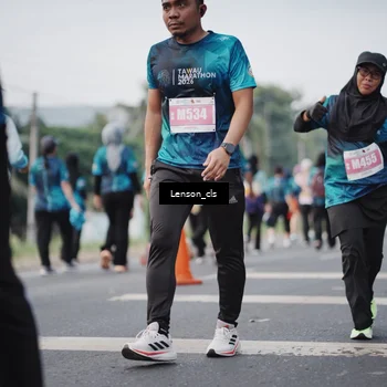 Runner Photo 4392719