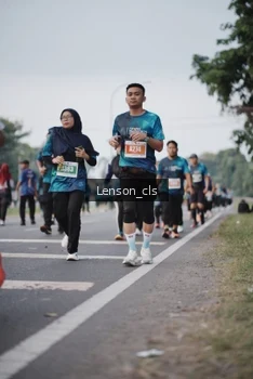 Runner Photo 4392755