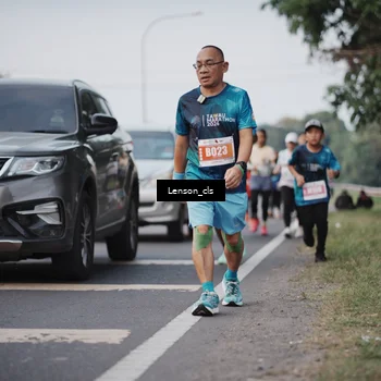 Runner Photo 4392775