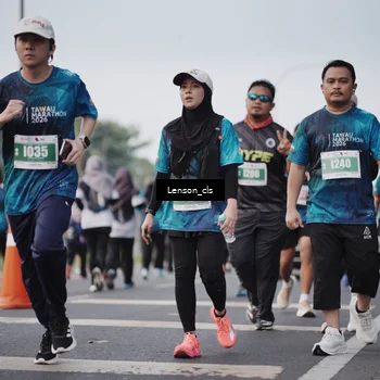 Runner Photo 4392797