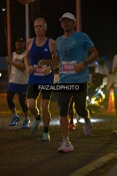 Runner Photo 4392815