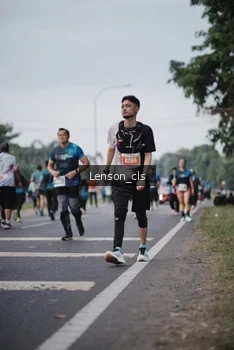 Runner Photo 4392854