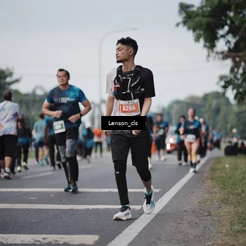 Runner Photo 4392859