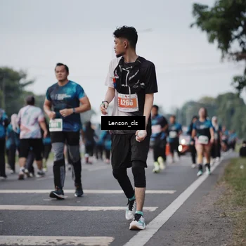 Runner Photo 4392873