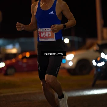 Runner Photo 4392997