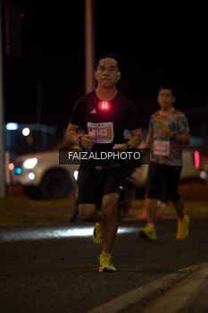 Runner Photo 4393015