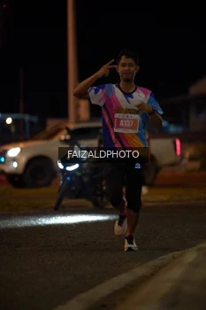 Runner Photo 4393034