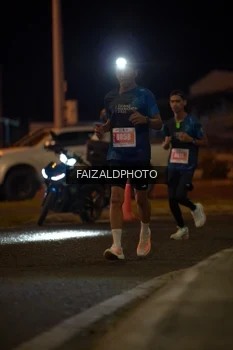 Runner Photo 4393077