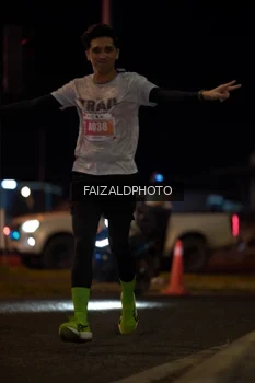 Runner Photo 4393099
