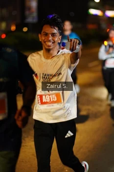Runner Photo 4393116
