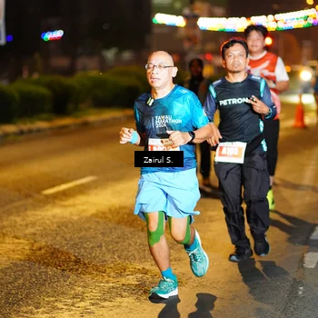 Runner Photo 4393172