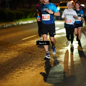 Runner Photo 4393211