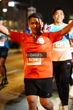 Runner Photo 4393249
