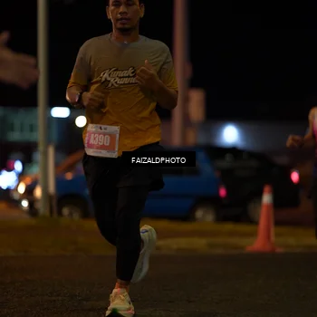 Runner Photo 4393343