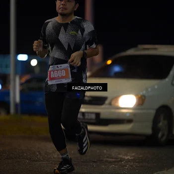 Runner Photo 4393359