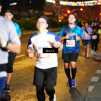 Runner Photo 4393369