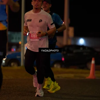 Runner Photo 4393371
