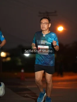 Runner Photo 4393409