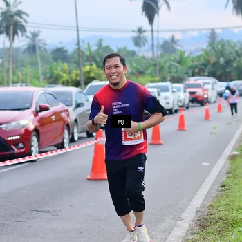 Runner Photo 4393431