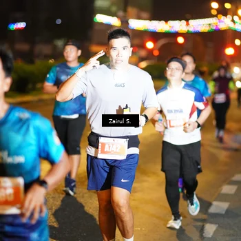 Runner Photo 4393432