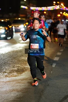 Runner Photo 4393453