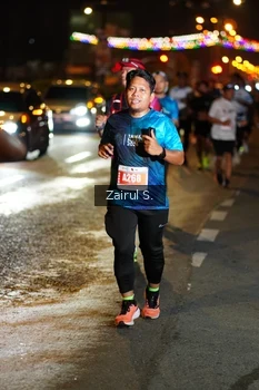 Runner Photo 4393455