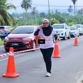 Runner Photo 4393456