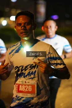 Runner Photo 4393493