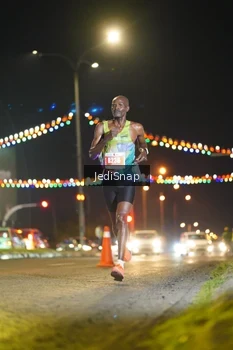 Runner Photo 4393508