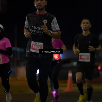 Runner Photo 4393524
