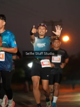 Runner Photo 4393534