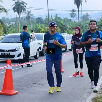 Runner Photo 4393562
