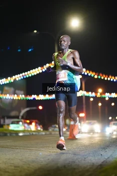 Runner Photo 4393568