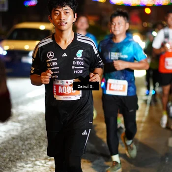 Runner Photo 4393578