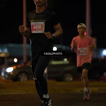 Runner Photo 4393643